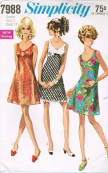 7988 SIMPLICITY 1968 UNDERLINED SHORTER EMPIRE V- BRA-DRESS PATTERN 14 36"B